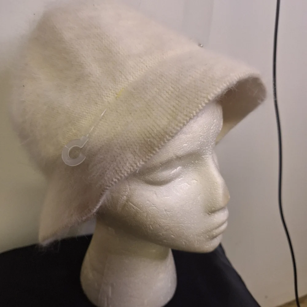 NWOT Betmar NY Cream Women's Bucket Hat